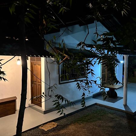 Ima House Bed & Breakfast Dikwella Dış mekan fotoğraf